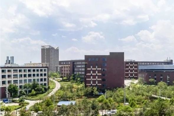 昆明市卫生学校www.yn35sxw.com 0871-68966789 (5).jpeg