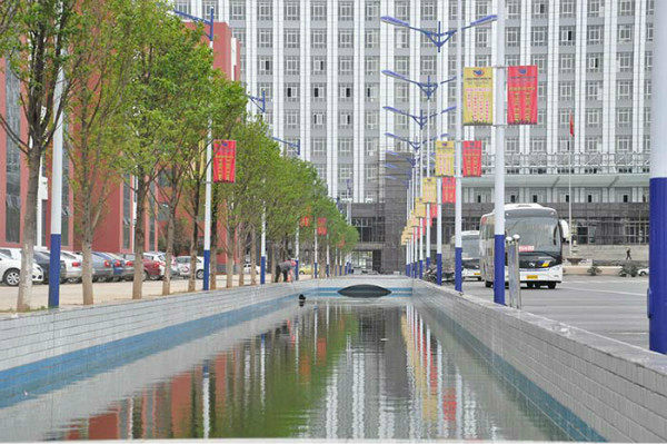 曲靖市麒麟职业技术学校www.yn35sxw.com 0871-68966789 (16).jpg