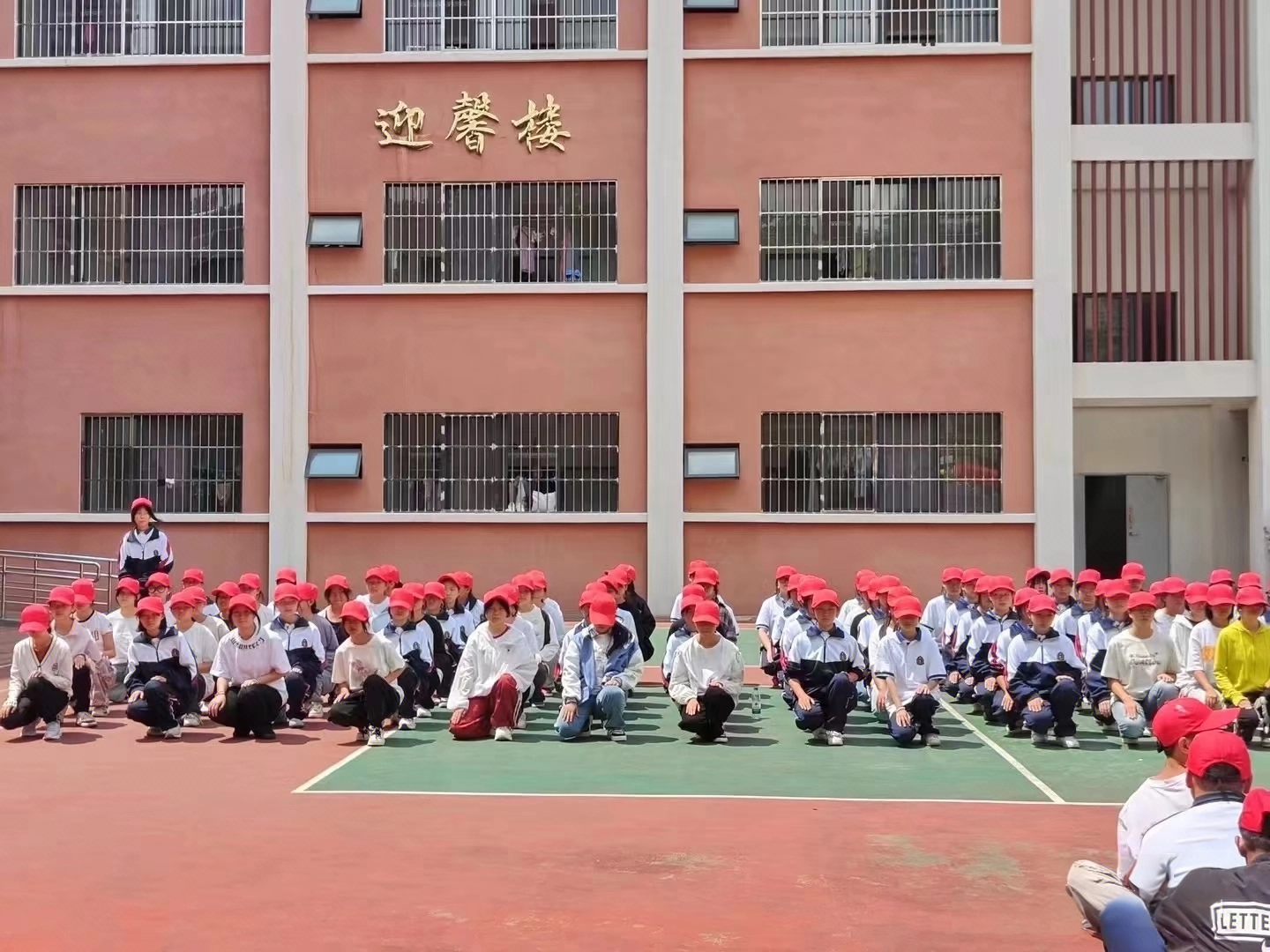 昆明市旅游职业中学 (9).jpg